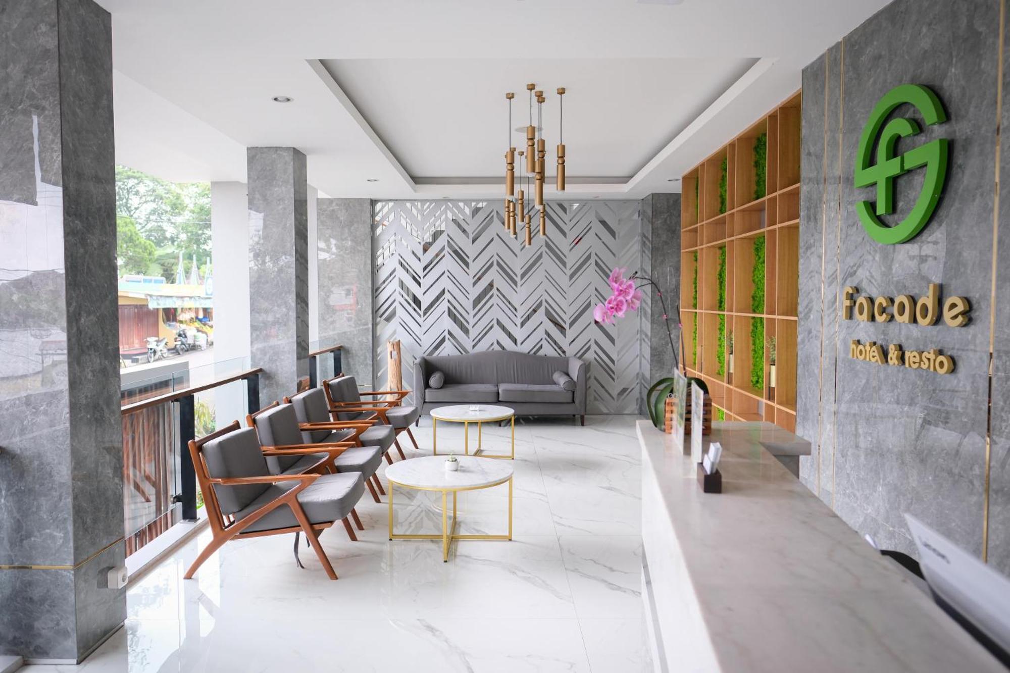 Facade Hotel By Azana Tawangmangu Exterior foto